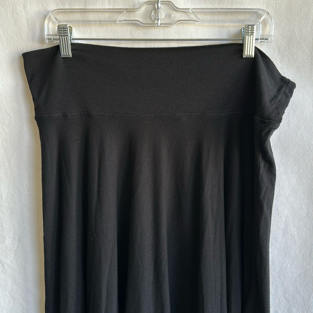Max Studio Black Pull-On Midi Stretchy Flare Skir… - image 2